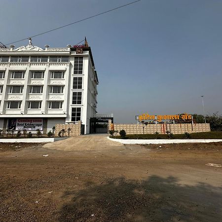 Hotel Kushala Grand, Dombivali Mangrul Exterior photo