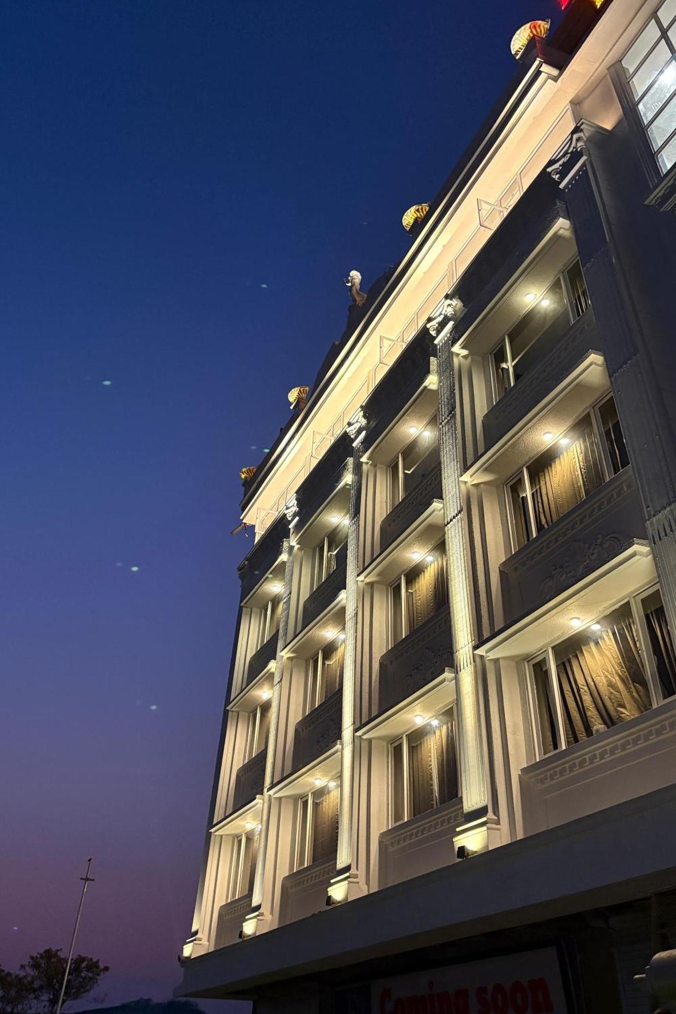 Hotel Kushala Grand, Dombivali Mangrul Exterior photo